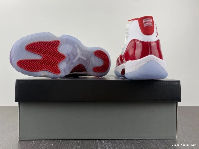 Jordan CT8012-116 Retro 'CHERRY' Air 11 0821